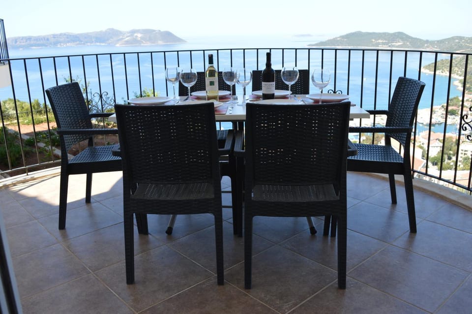 Balcony/Terrace, Dining area, Mountain view, Sea view