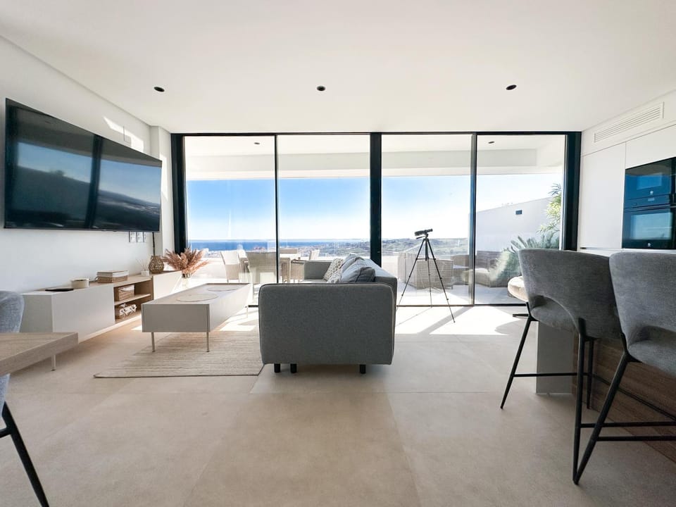Living room, City view, City view, Garden view, Garden view