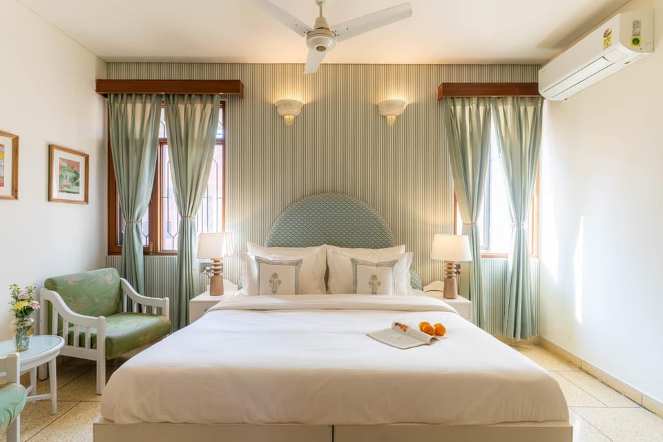 Bed, Bedroom, air conditioner