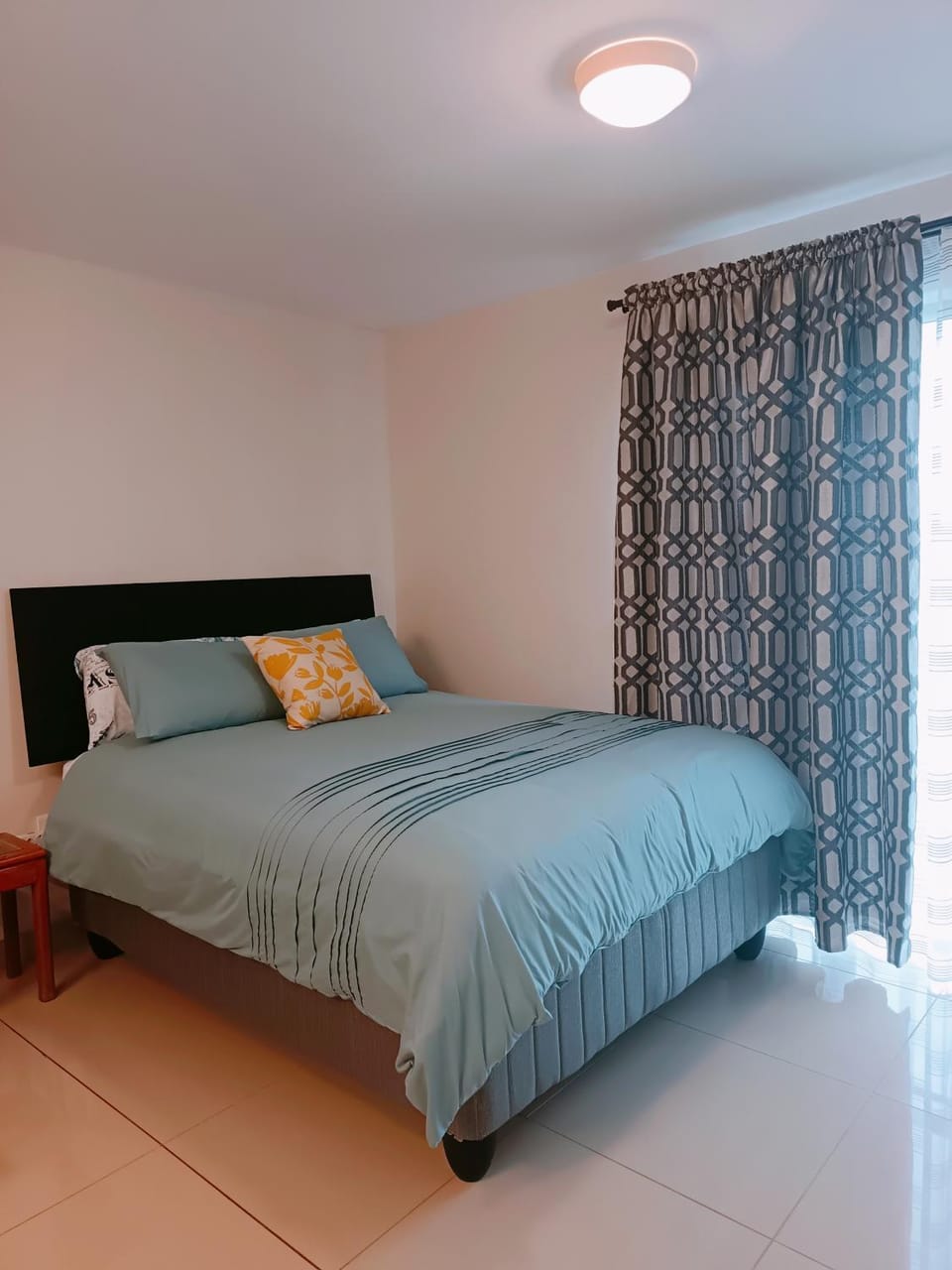 Modern Umhlanga Studio Apartment in Umhlanga