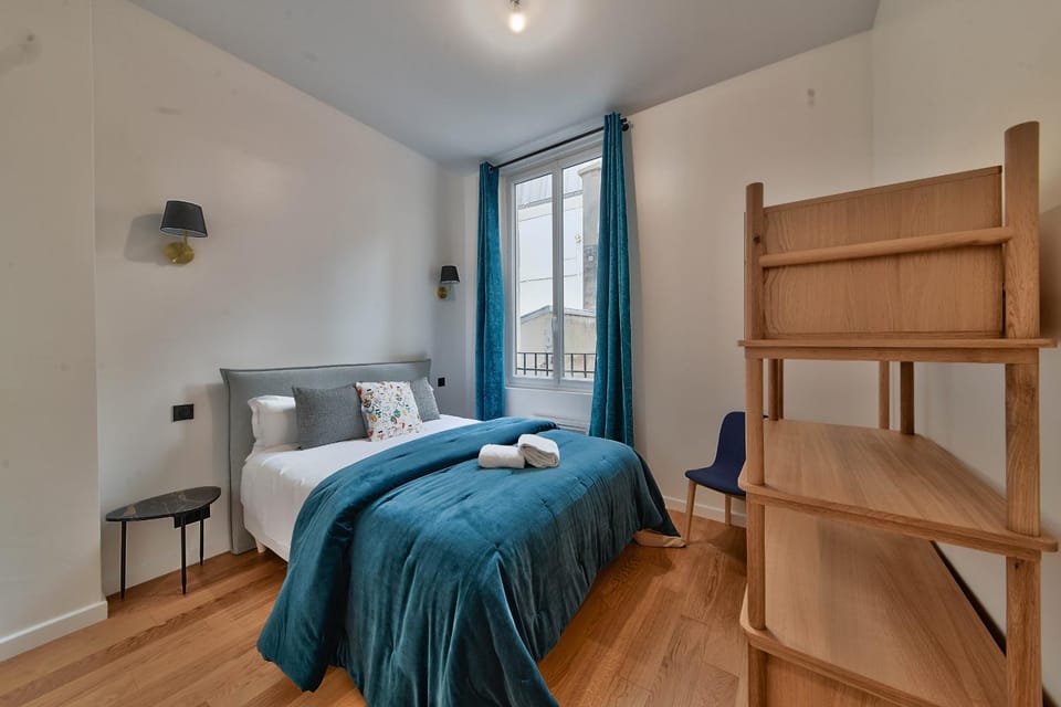 UrbanFlat 98 - Large Apartment in the center of Paris Apartment in Paris