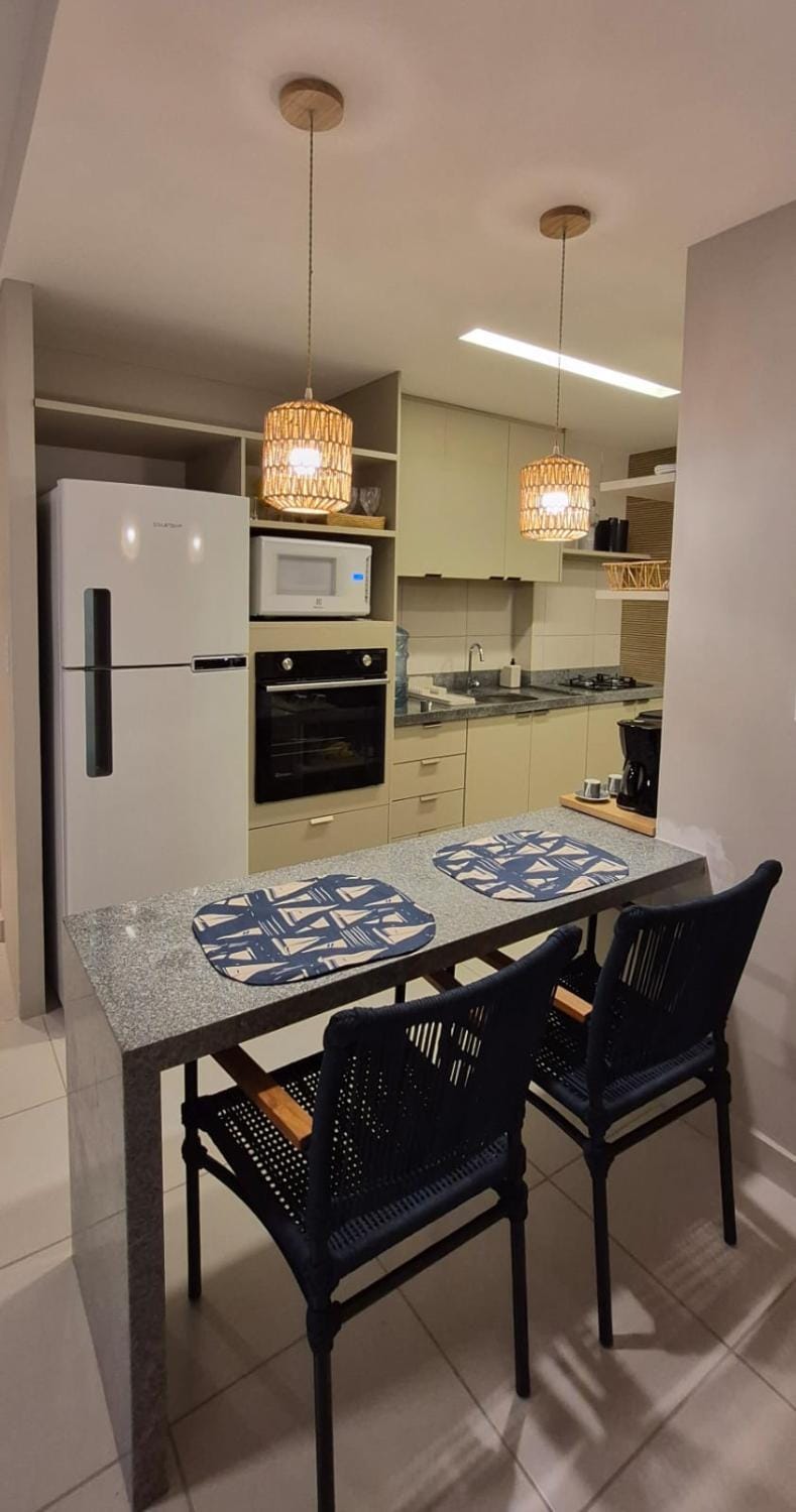 Kitchen or kitchenette, Dining area, oven, stove