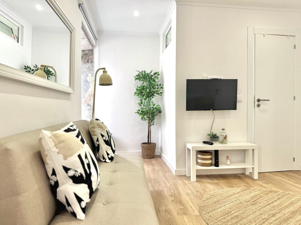 Woody Boutique 6 trendy flat by Homeful Homes Apartment in Lisbon