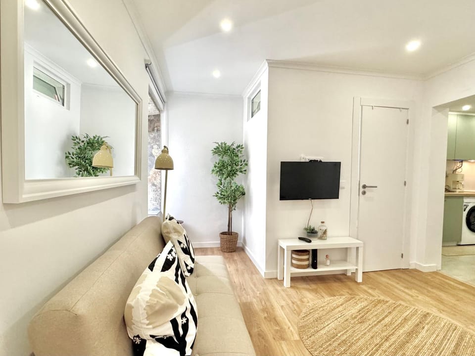 Woody Boutique 6 trendy flat by Homeful Homes Apartment in Lisbon
