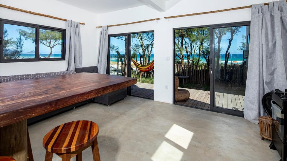 Refúgio beira mar na praia grande House in State of Rio de Janeiro
