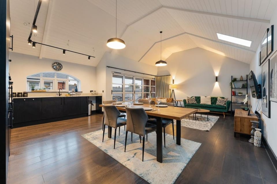 Keepers Cottage Apartment in Poole