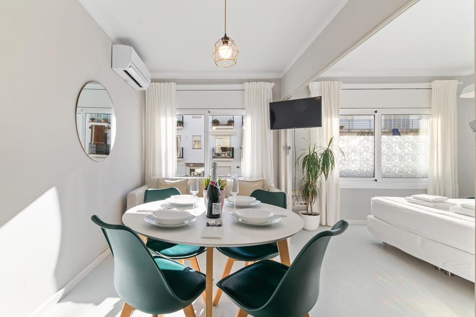 TV and multimedia, Dining area, air conditioner