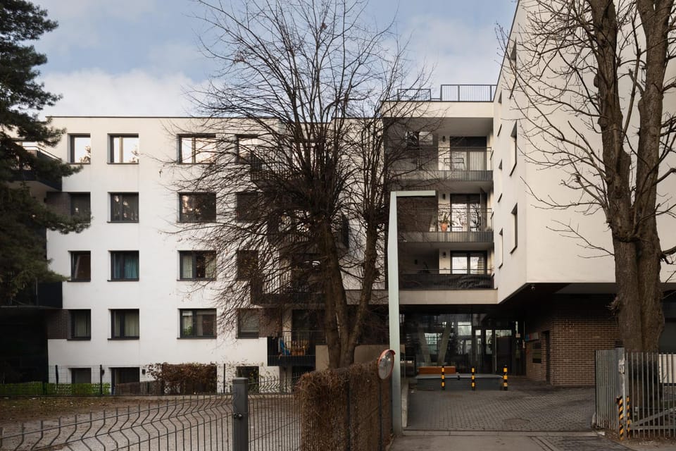 Property building, Day