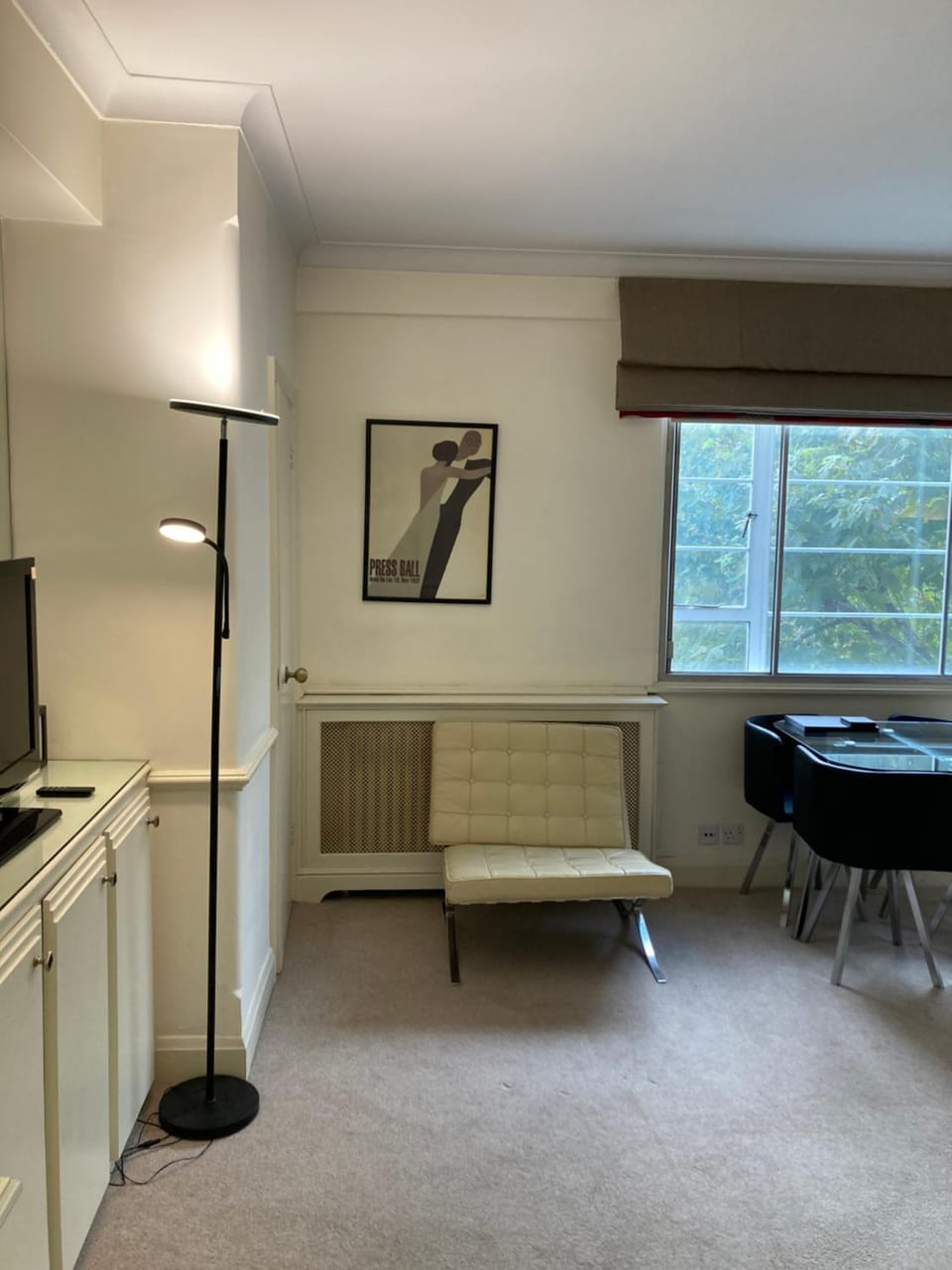 NELL GWYNN HOUSE - Traditional, Warm Studio Apartment, Sloane Square, London Apartment in City of Westminster
