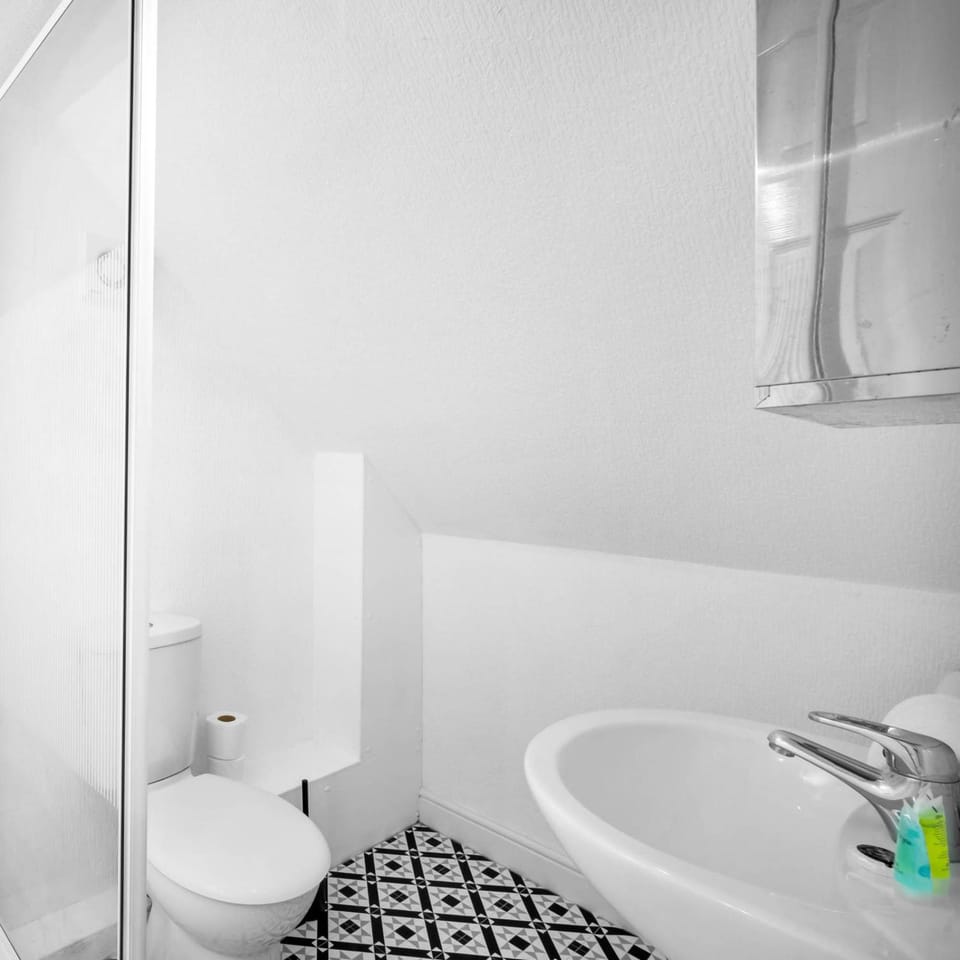 Toilet, Bathroom