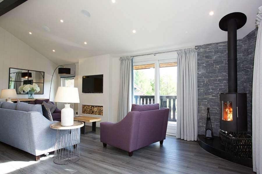 Ardeonaig Rock Chalet in Scotland