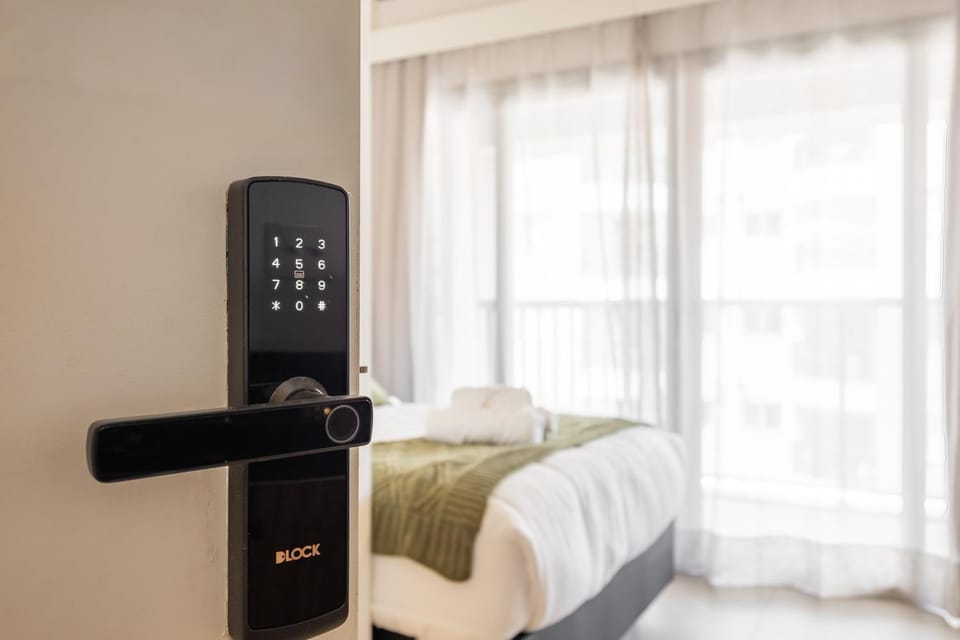 Apto Nobre no ON Lorena Premium SP Apartment in Sao Paulo City