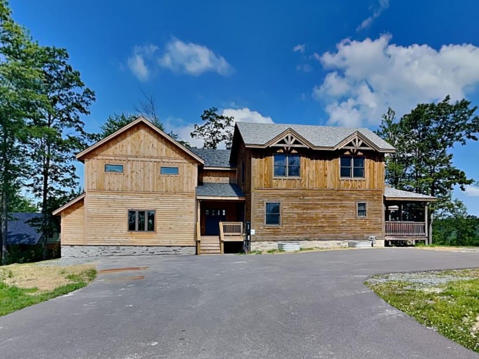 JCS Mountain Villa by Taylor Made Deep Creek House in Deep Creek Lake