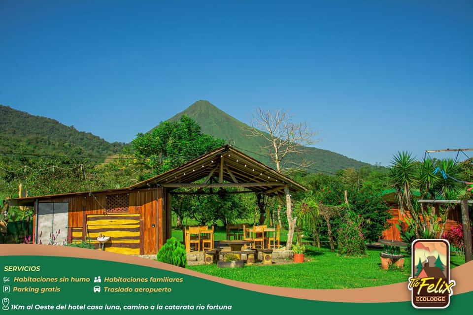 Dining area, Communal kitchen, Mountain view