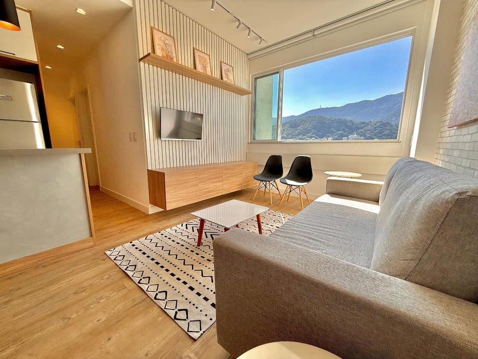 Wi-Fi rápido, recepção 24h e garagem - Leblon Apartment in Rio de Janeiro