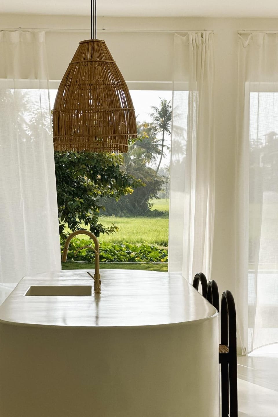 Dining area, kitchen