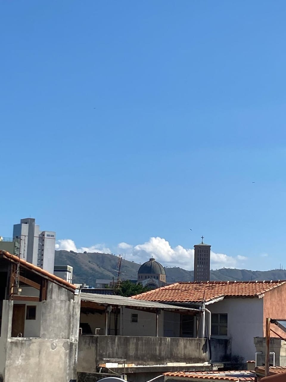 Casa em Aparecida-SP, 400M da Basilica,Vista para Basilica House in State of São Paulo