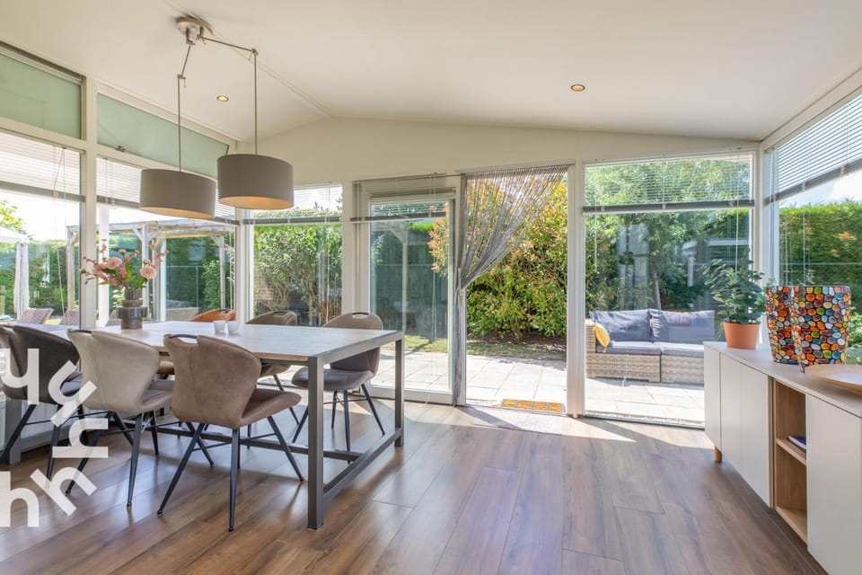Sfeervolle vakantiewoning met grote tuin vlakbij Veerse Meer en Kamperland House in Kamperland