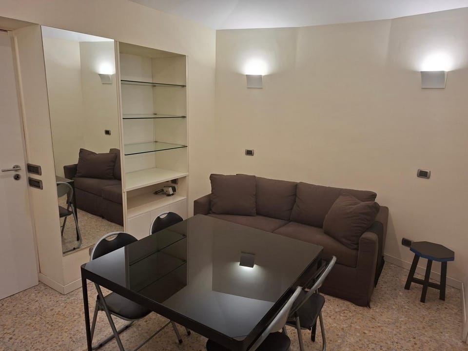 Andrea's Porta Pia Home Apartment in Rome