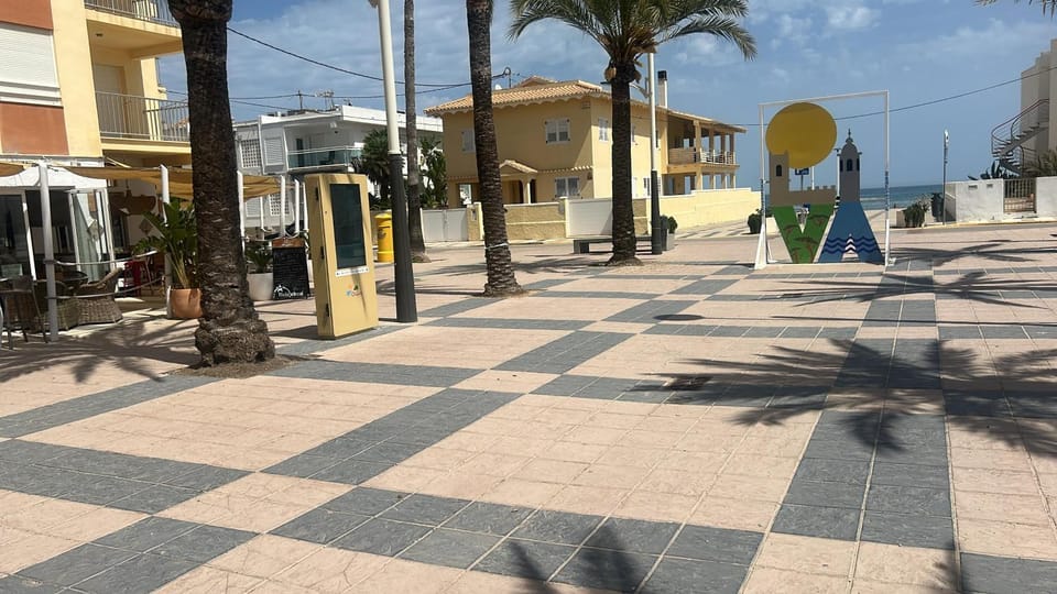 On the Beach Oliva Apartment in Safor