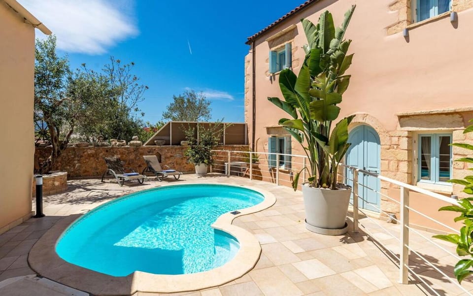 Solarium, Pool view, Swimming pool