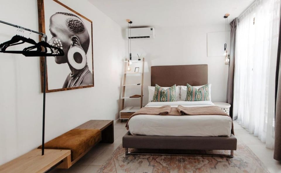 Waterkant - Trendy1-Bed in Shared Guesthouse Apartment in Cape Town