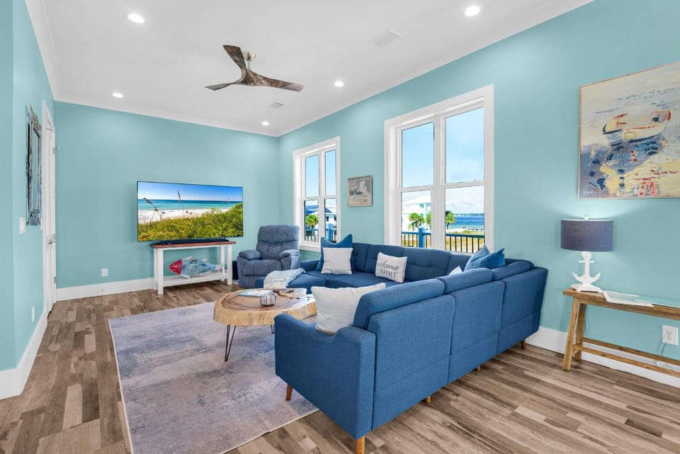 White Sands Beach Retreat House in Pensacola Beach