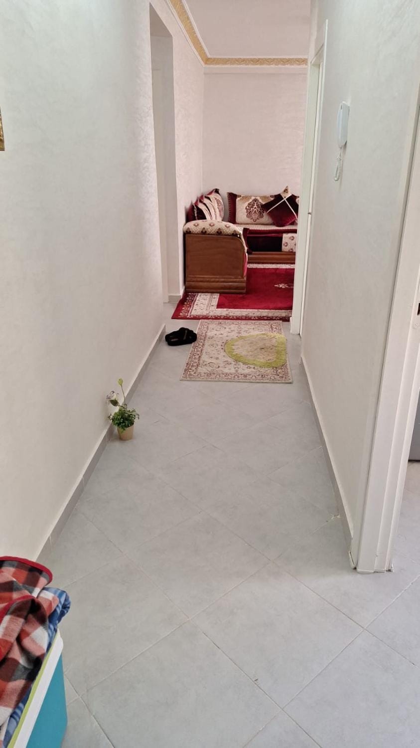 appartement au centre ville,stade de Football, propre et idéal pour les familles Apartment in Tangier