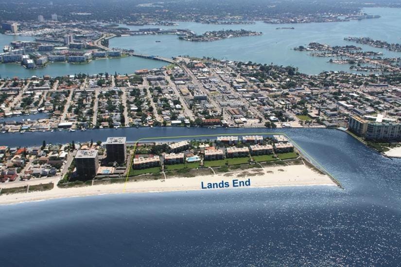 Land's End 9-402 Beach Front - Premier House in Sunset Beach