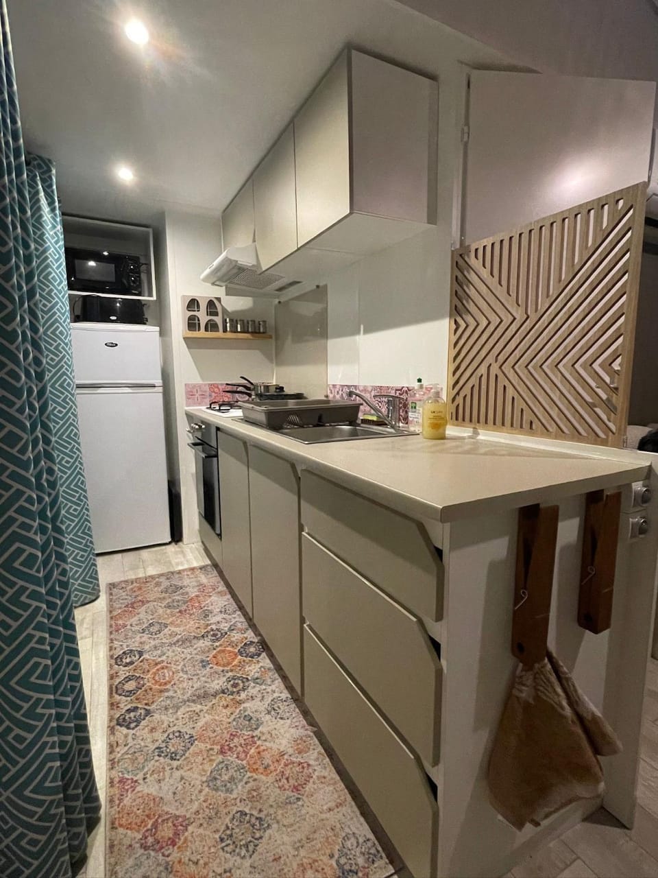 dishwasher, oven, stove