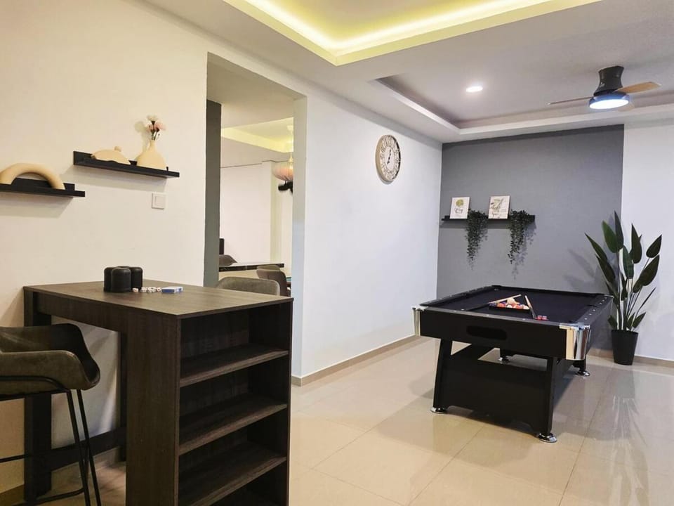 6-12pax KTV Homestay near Toppen Ikea KTV Family Room TV Game Pool Table Kid Pool Mahjong BBQ House in Johor Bahru