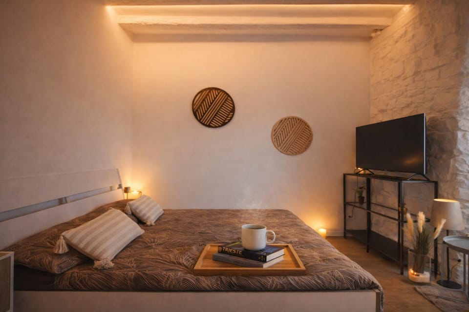 Bed, Bedroom