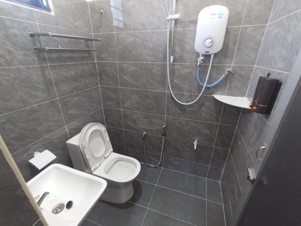 Shower, Toilet, Bathroom, bidet