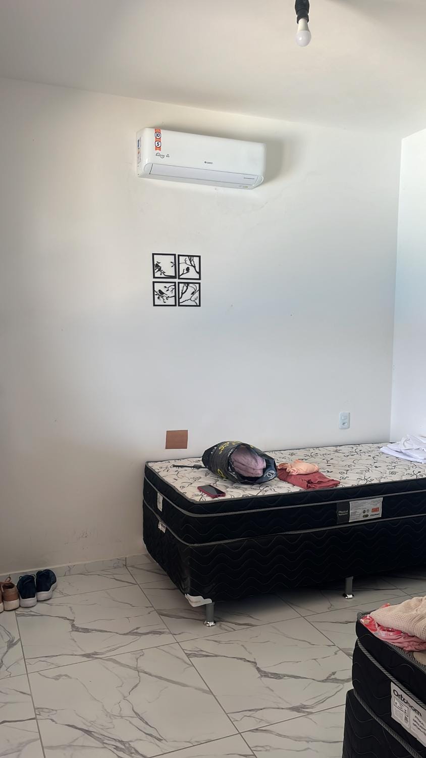 Bedroom, air conditioner
