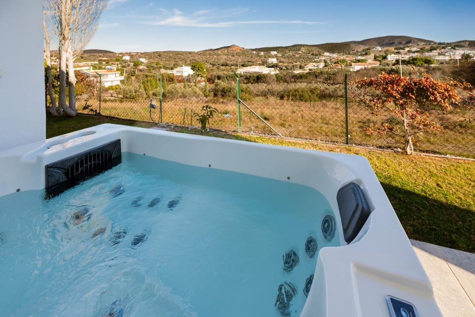 Natural landscape, Garden, Hot Tub, Mountain view