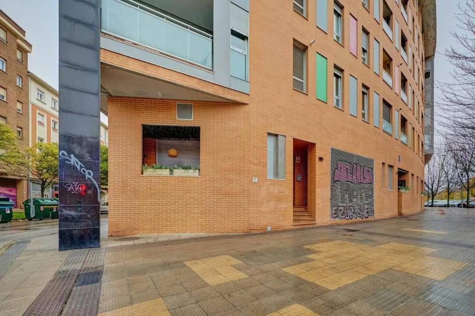 Primera Rivera Suite Apartment in Pamplona