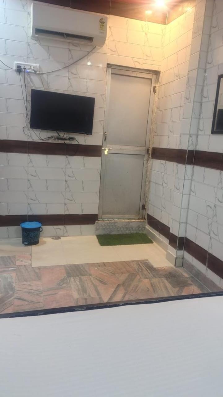 Keshav Dham Vacation rental in Uttar Pradesh