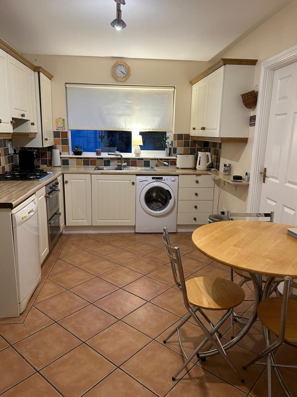 Balrath Wood - entire 3 bedroom house with drive and garden sleeps 5 House in Meath, Co. Meath, Ireland