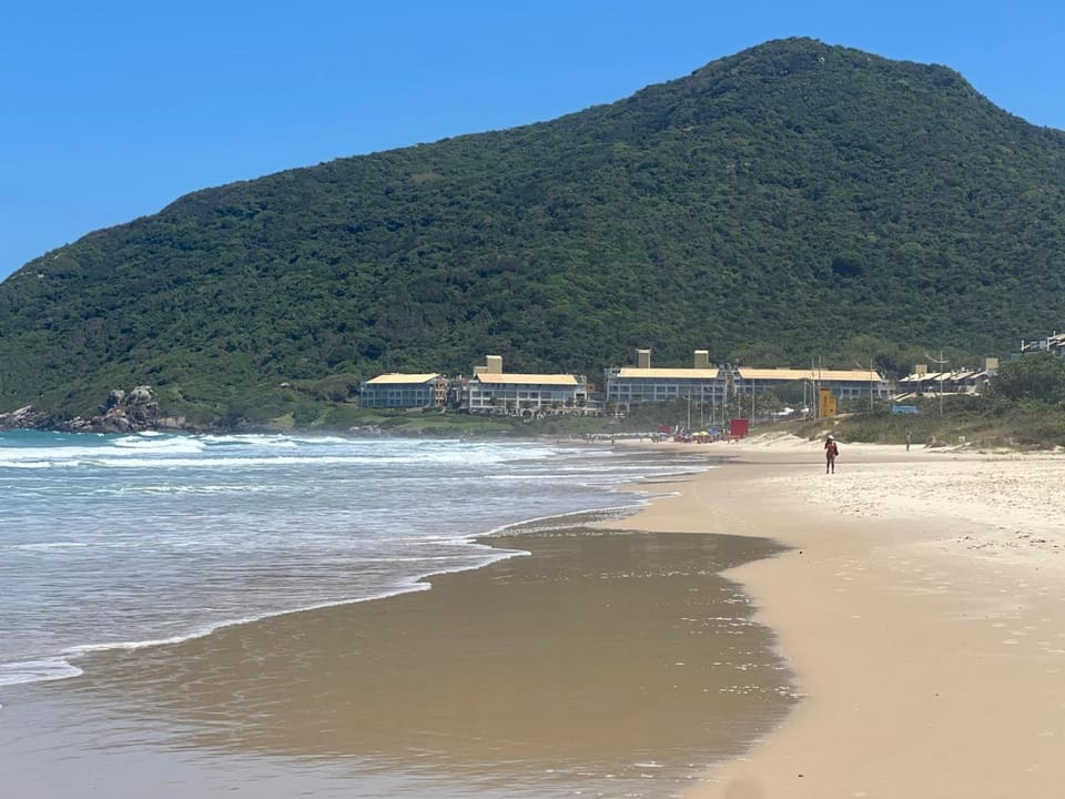 Apartamento praia santinho Apartment in Florianopolis