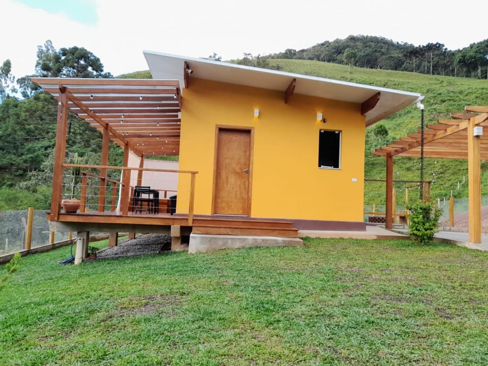 Chalé Topázio Gonçalves House in State of São Paulo
