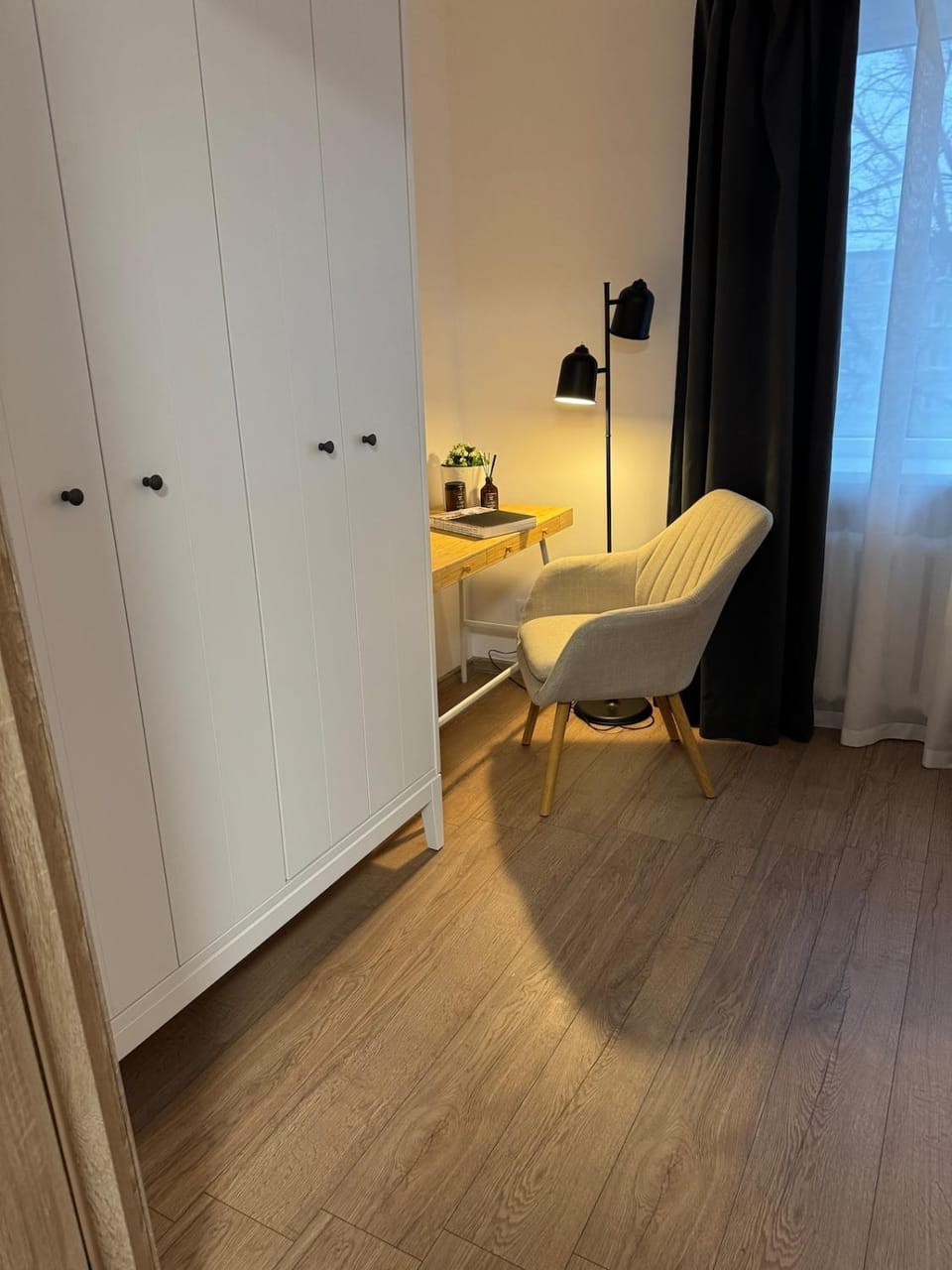 Seating area, wardrobe