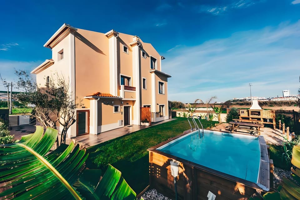 Property building, Swimming pool