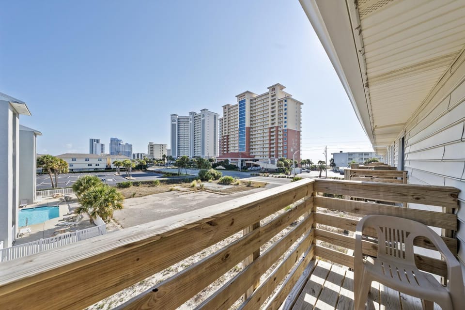 Property building, Balcony/Terrace