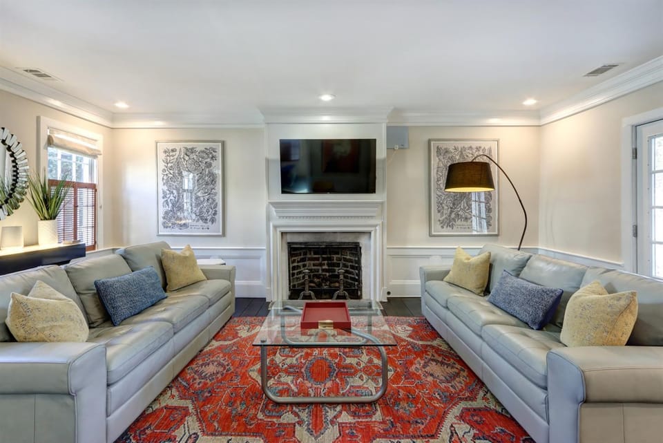 TV and multimedia, Living room, Seating area