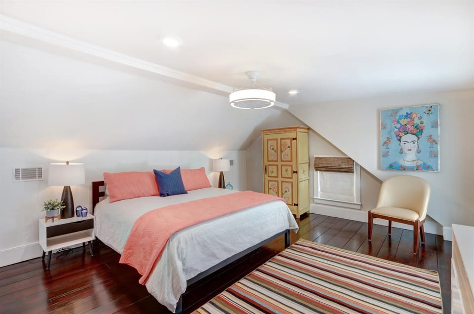 Bed, Bedroom