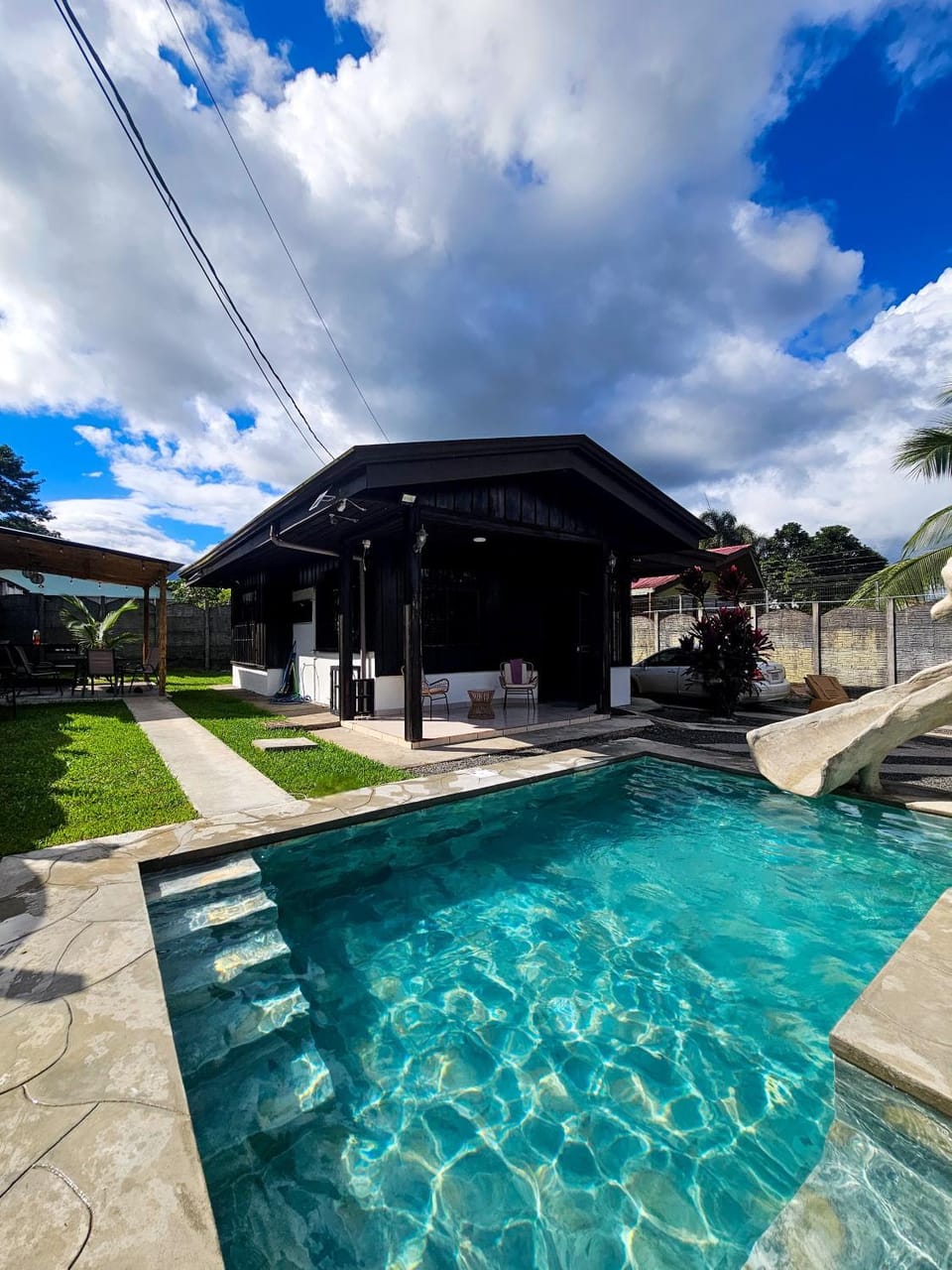 Cabana los Tutos, relajate y disfruta House in Alajuela Province