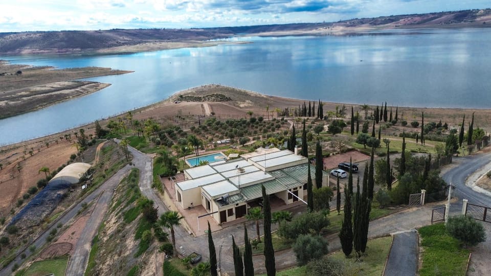 Property building, Lake view