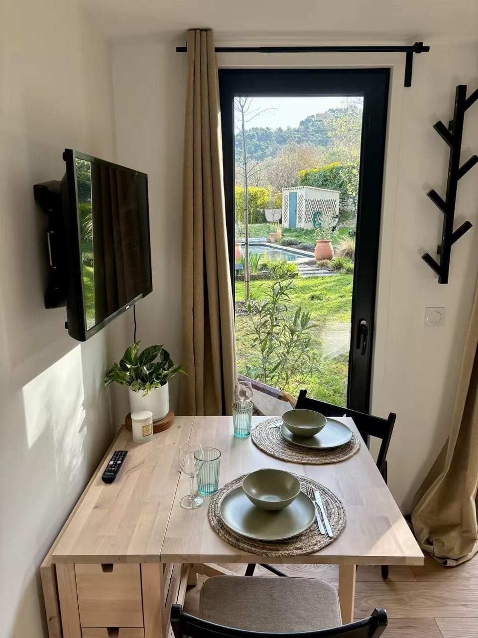 Studio tout confort dans la campagne aixoise Country House in Le Puy-Sainte-Réparade