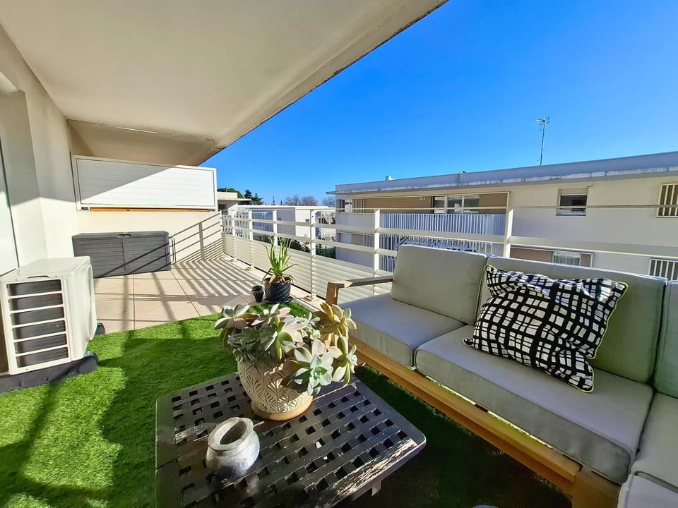 View (from property/room), Balcony/Terrace