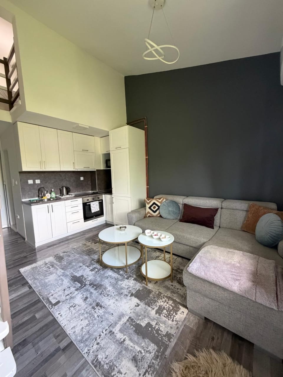 Kitchen or kitchenette, Living room, Seating area